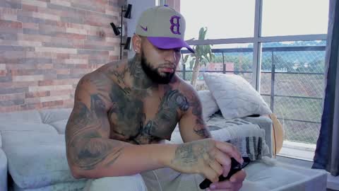 INSTAGRAM yormanfit7 online show from January 2025 11:30:02 AM