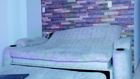 INSTAGRAM yormanfit7 online show from September 2025 10:05:01 AM