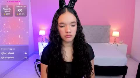 Zaira Pussy extreme online show from October 2025 11:35:01 AM