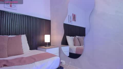 zaira online show from March 2026 12:09:01 PM