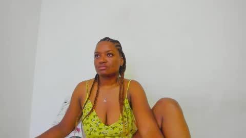 Snapshot of zamara__ chatting on January 2025 10:56:01 PM Zamara online show from January 2025 10:56:01 PM
