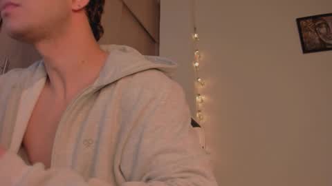 Snapshot of zamir_scott chatting on March 2026 10:13:02 PM zamir online show from March 2026 10:13:02 PM