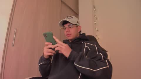 Snapshot of zamir_scott chatting on March 2026 01:22:01 PM zamir online show from March 2026 01:22:01 PM