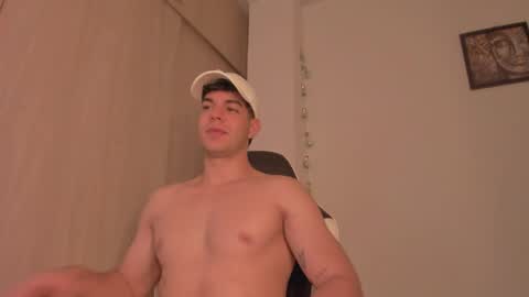 Snapshot of zamir_scott chatting on April 2026 10:53:01 PM zamir online show from April 2026 10:53:01 PM