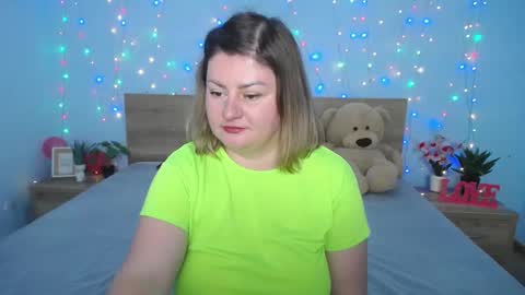 zannadreil online show from January 2025 10:06:01 PM