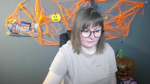 zannadreil online show from October 2025 06:08:02 PM