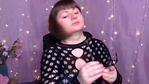 zannadreil online show from February 2026 07:00:02 PM