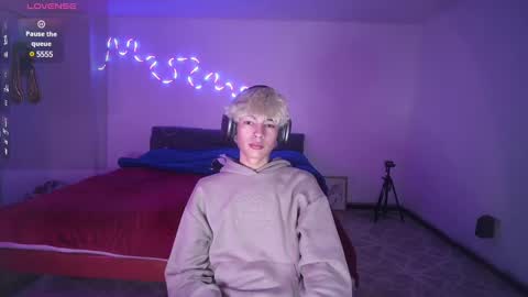 Tiiago Mallz online show from January 2025 02:19:02 AM