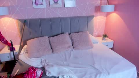 Zara Sweet  online show from December 2024 06:39:02 PM