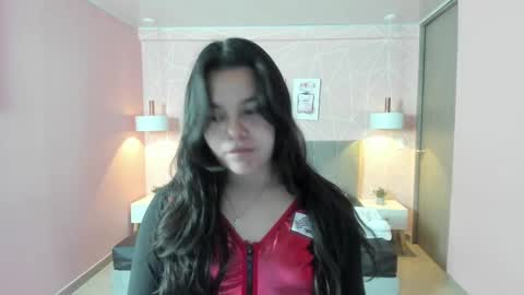 Zara Sweet  online show from September 2025 01:37:02 PM