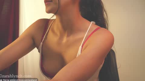 Miss Lynch   Next show  2911 online show from December 2024 09:29:02 PM