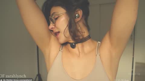 Snapshot of zarahlynch chatting on December 2025 10:14:01 PM Miss Lynch Next show 2911 online show from December 2025 10:14:01 PM