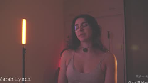 Snapshot of zarahlynch chatting on February 2026 02:18:01 AM Miss Lynch Next show 2911 online show from February 2026 02:18:01 AM