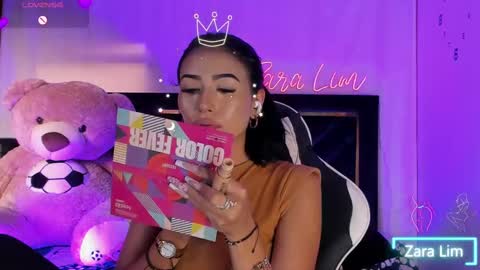 Zara Lim  online show from September 2025 10:31:01 PM