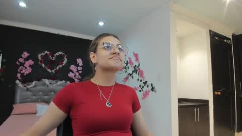 Snapshot of zarathryz_ chatting on March 2025 02:21:02 PM Zarathryz online show from March 2025 02:21:02 PM