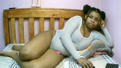 Snapshot of zariamonet chatting on June 2026 01:30:01 PM zariamonet online show from June 2026 01:30:01 PM