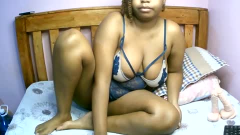Snapshot of zariamonet chatting on July 2026 04:54:02 PM zariamonet online show from July 2026 04:54:02 PM