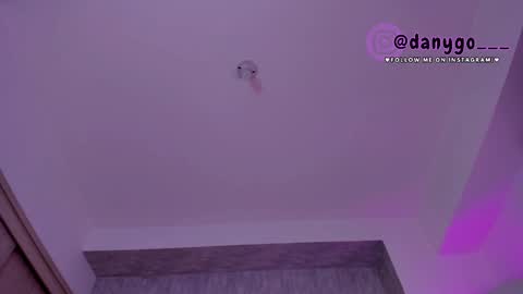 Snapshot of zarianaevanz chatting on March 2025 09:31:02 PM Zariana online show from March 2025 09:31:02 PM