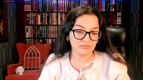 Zarifa online show from November 2025 10:43:02 AM