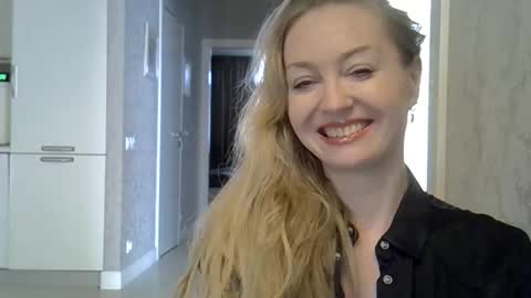 Zarina Swift online show from June 2026 11:23:01 AM