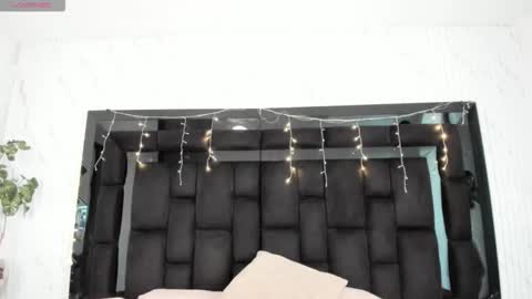 Snapshot of zarinawynne chatting on March 2026 01:06:02 PM Zarina Waynne online show from March 2026 01:06:02 PM