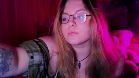 Snapshot of zayarush chatting on November 2025 07:15:02 PM zayarush online show from November 2025 07:15:02 PM