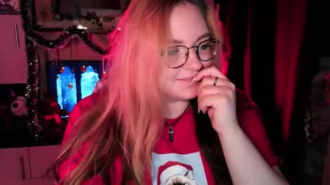 Snapshot of zayarush chatting on December 2025 02:35:01 PM zayarush online show from December 2025 02:35:01 PM