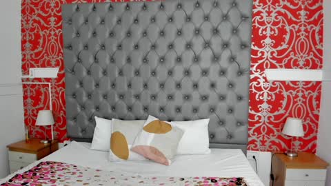 Karolyne online show from February 2025 11:10:01 AM