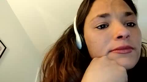 KENDAL Kaylee online show from February 2025 11:01:02 PM