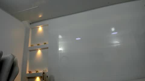 Zenda Evans online show from February 2026 03:38:02 AM