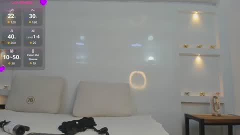 Zenda Evans online show from July 2026 04:05:01 AM