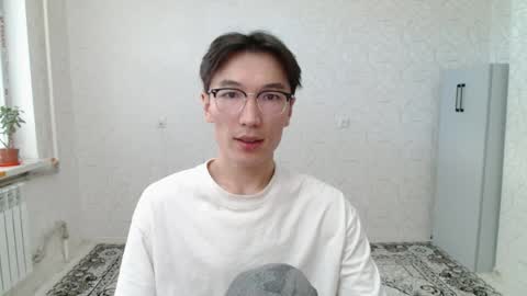 Snapshot of zengom chatting on May 2026 01:01:02 AM Zen online show from May 2026 01:01:02 AM