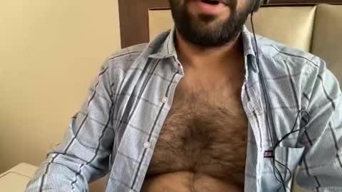 Mo online show from May 2026 02:40:02 AM