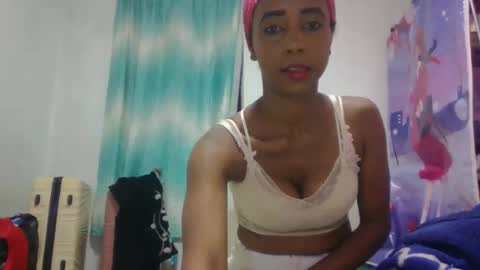 Snapshot of zeolineess chatting on September 2025 08:07:01 AM zeolineess online show from September 2025 08:07:01 AM