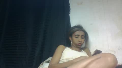 Snapshot of zeolineess chatting on October 2025 03:47:02 PM zeolineess online show from October 2025 03:47:02 PM