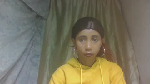 zeolineess online show from November 2025 02:43:01 AM