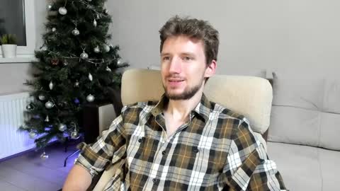 Andrew online show from December 2024 09:28:02 PM