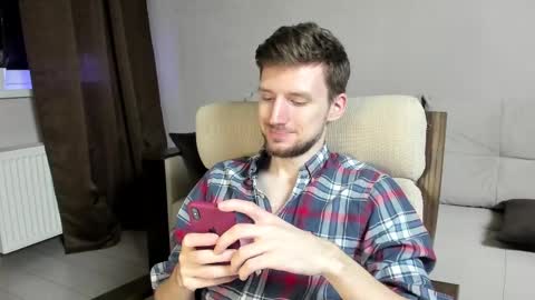 Andrew online show from March 2025 10:45:02 PM