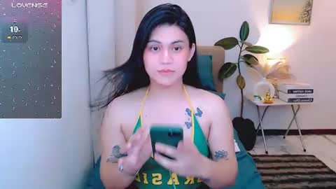 Snapshot of zephyraaaaa chatting on June 2026 06:45:02 PM zephyraaaaa online show from June 2026 06:45:02 PM