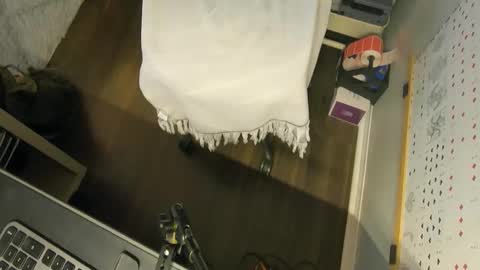 zerokool_420 online show from November 2025 09:02:01 PM