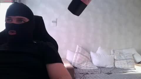Snapshot of zeropolka18 chatting on April 2026 03:10:02 PM Ru Angel online show from April 2026 03:10:02 PM