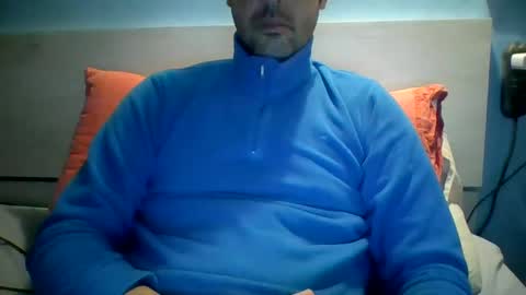 Snapshot of zeus00811 chatting on February 2025 06:48:01 AM zeus online show from February 2025 06:48:01 AM