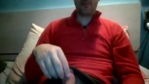 Snapshot of zeus00811 chatting on March 2025 04:06:01 AM zeus online show from March 2025 04:06:01 AM