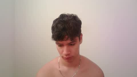 zeus_183 online show from October 2025 02:18:01 PM