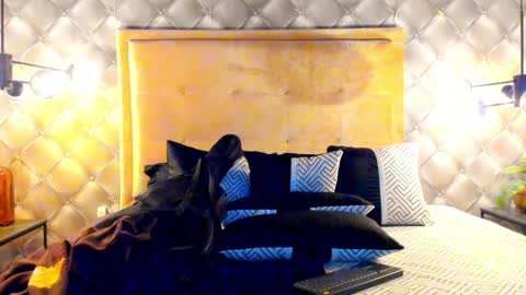 zeus online show from January 2025 07:11:01 PM