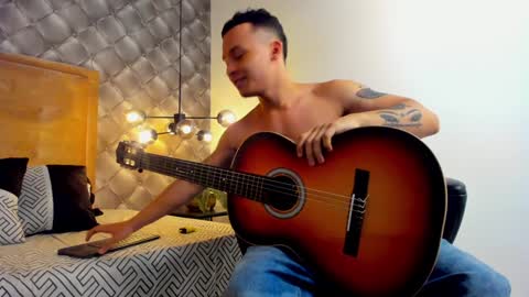 zeus online show from January 2025 09:13:01 PM