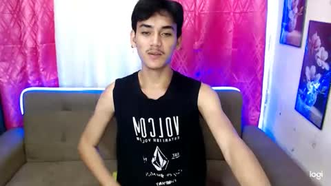 zavier skinny asian online show from January 2025 03:00:02 AM