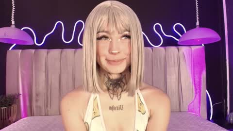 zhally_dee online show from March 2026 08:05:01 PM