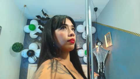 ZHAMIRA  ANDRES online show from October 2025 10:08:02 PM