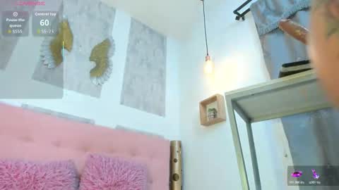 ZHAMIRA  ANDRES online show from November 2025 11:58:01 PM